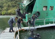 Un tripulante fallecido en hundimiento de lancha en Puerto Chacabuco