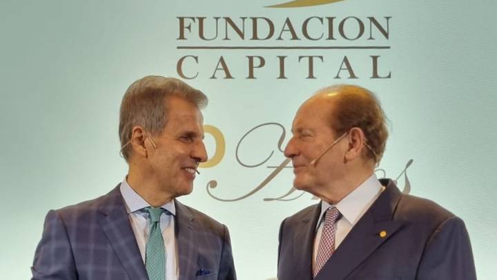 Jubilaciones: cómo es la reforma propone el Nobel de Economía que se reunió con Javier Milei