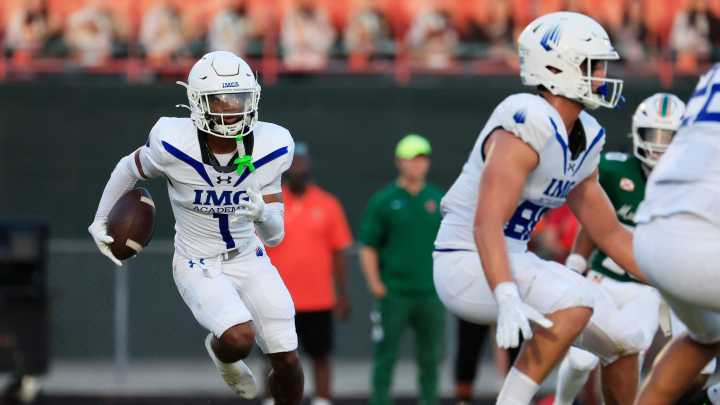 Florida early signing period updates, Miami and UNC recruiting AJ Marks