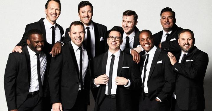 Straight No Chaser travels 'Holiday Road' to Embassy Theatre