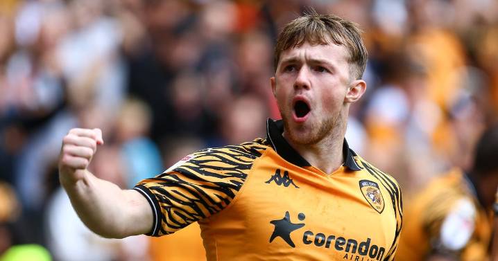 Leeds could be forced into quick transfer decision as major hint dropped over Harry Wilson future