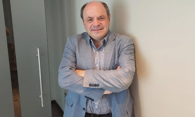 Rodrigo Álvarez: “Voy a estar disponible para colaborar con el eventual gobierno de Kast”