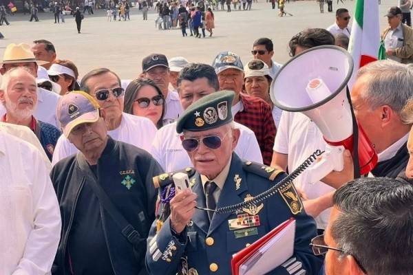 Reclaman ex militares a CSP aumento insuficiente a pensiones