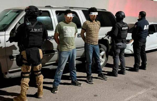 Dos detenidos, armas y vehículos asegurados durante cateo en Cuauhtémoc