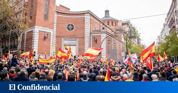 Todas las calles que estarán cortadas al tráfico este sábado 6 de diciembre en Madrid por el Día de la Constitución