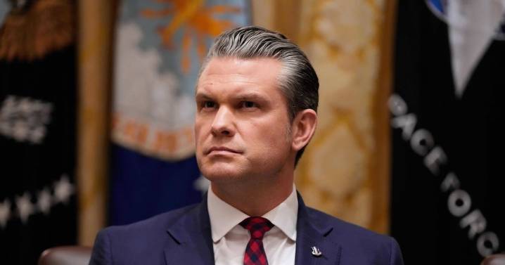 Survivors clinging to alleged drug boat didn't radio for backup: CNN