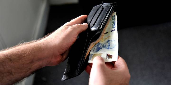 A menor libertad de mercado, más corrupción y más efectivo en circulación