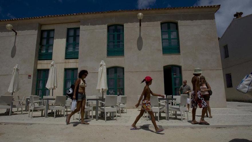 Contratiempo para el nuevo hotel en la isla de Tabarca en Alicante