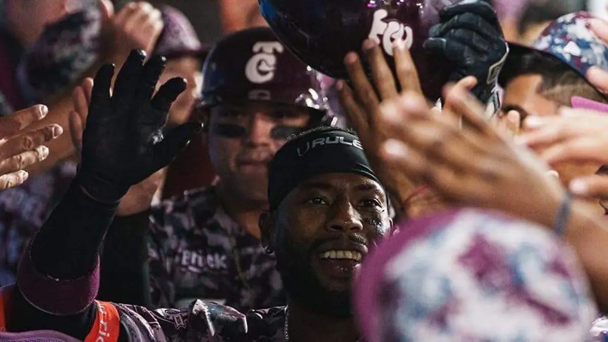 Ríos decide en extrainnings y Culiacán vence a Naranjeros para quedarse con la serie