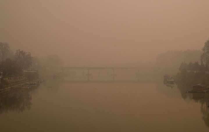 Kashmir Freezes Again As Sub-Zero Temperatures Grip Valley; Shopian Coldest At