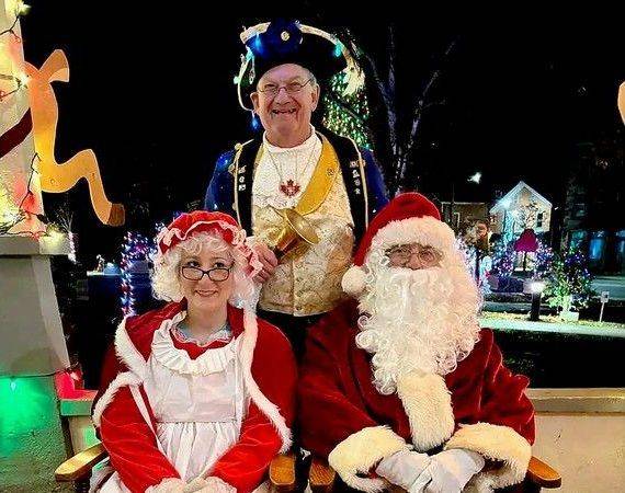 Festive fun continues as Gananoque unites for food bank