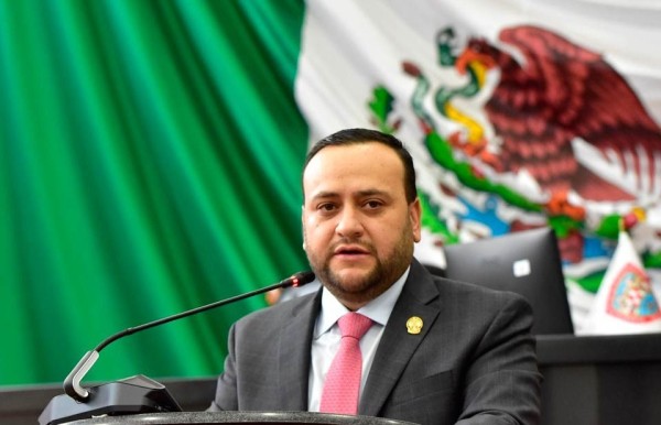 Truenan diputados estatales la reforma