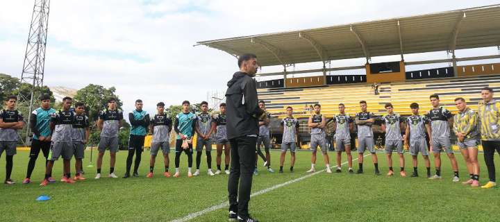 Táchira inició la pretemporada con la salida de Maurice Cova
