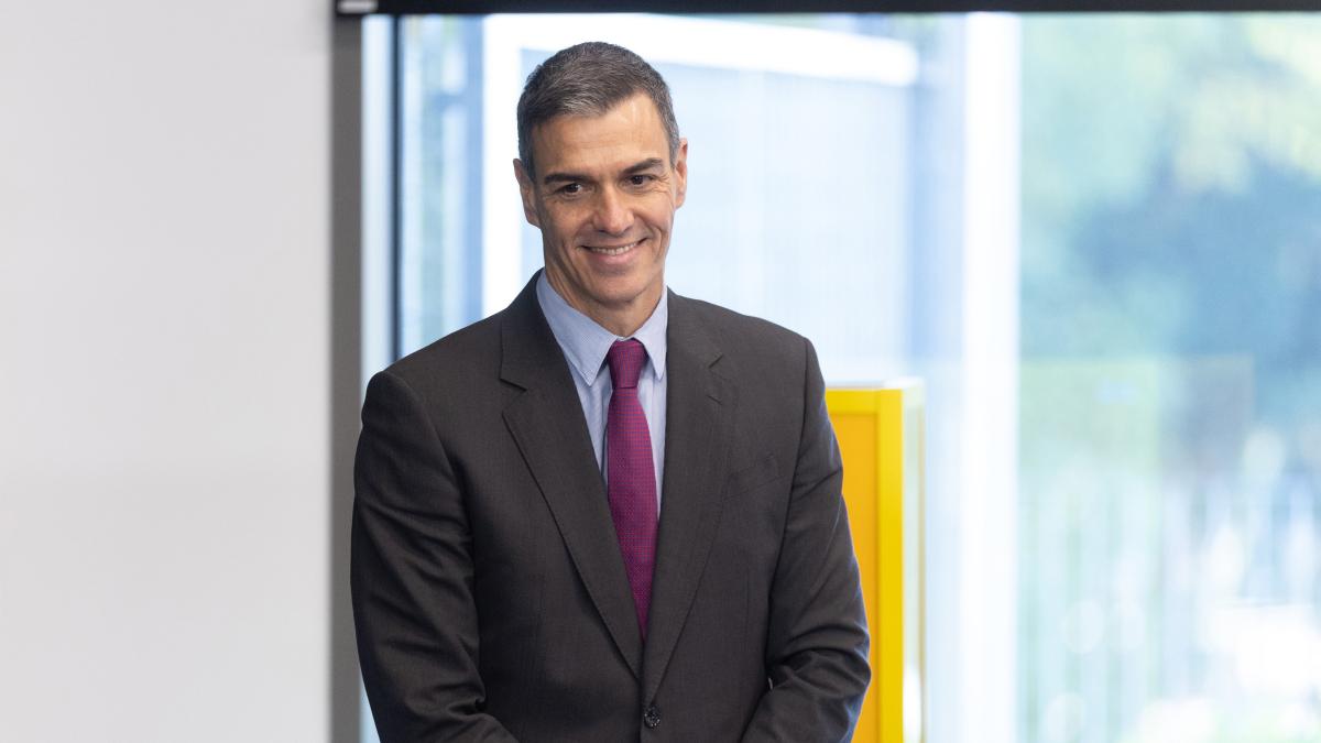 El Gobierno compromete 1.280 millones de euros para 2026 para el impulso del coche eléctrico