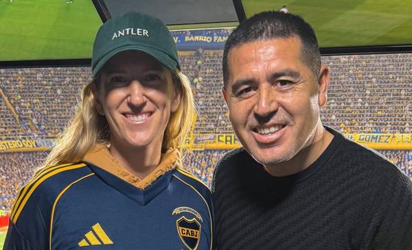 Riquelme sorprendió a La Bombonera con un gesto inesperado hacia Victoria Azarenka