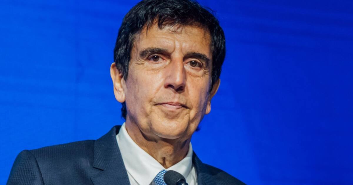 No es la importación ni el dólar: el verdadero problema que “derrumba” a las pymes según Melconian