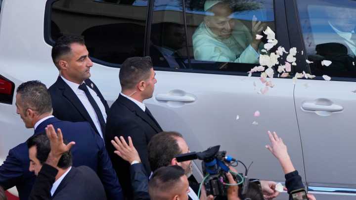 Pope Leo XIV sends message of support to southern Lebanon as he ends 1st foreign trip