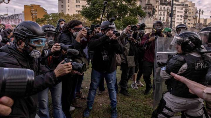 Dos años del Protocolo Antipiquetes: Amnistía Internacional denuncia más de 2.500 heridos y represión creciente