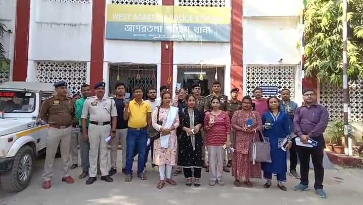 West Agartala police station hands over 27 stolen mobiles