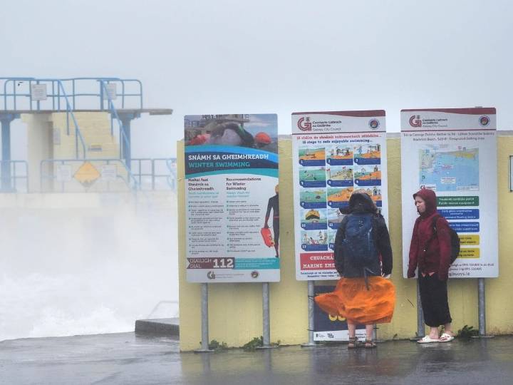 Storm Bram: Island of Ireland warned to brace for strong winds