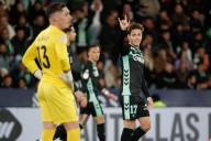 Riquelme le pone los cuernos a su mala racha