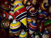 Feria del juguete tradicional llega a Plaza Loreto