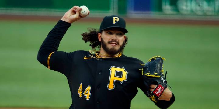 Cody Ponce drawing interest as MLB free agent