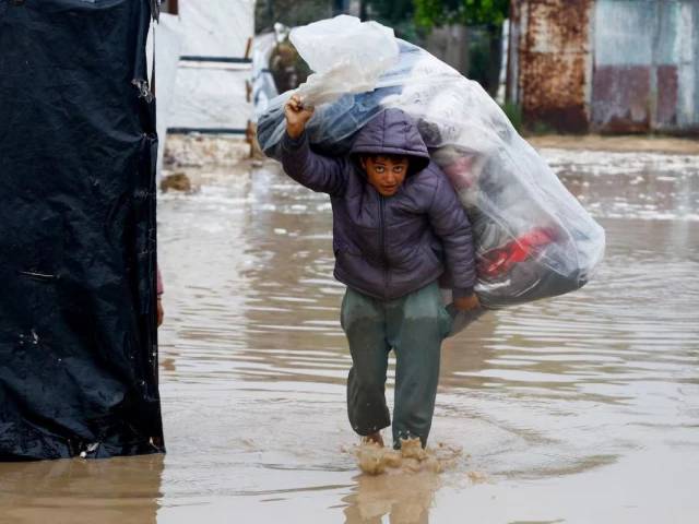 UN agency warns displaced Gazans face floods, as emergency supplies blocked