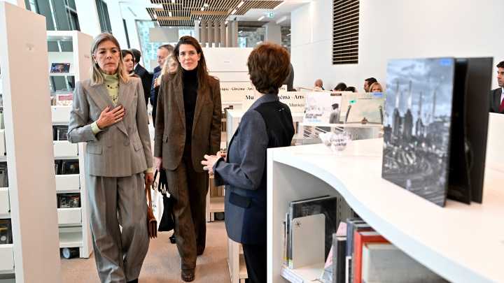 Carolina de Mónaco y Carlota Casiraghi confirman su reinado en la elegancia: dos trajes impecables y una lección de estilo coordinado