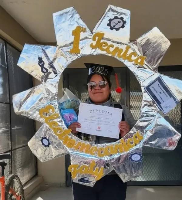 Primera graduada universitaria de la Puna: "Es un logro enorme, representa esfuerzo y mucho sacrificio"