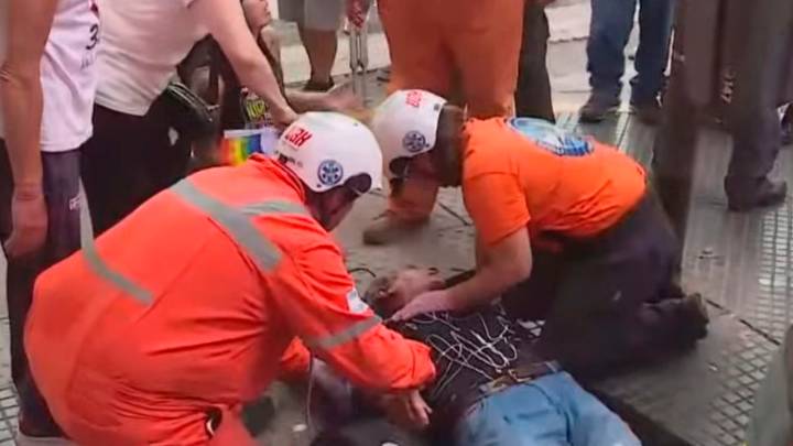 Se desmayó un jubilado durante la marcha en el Congreso