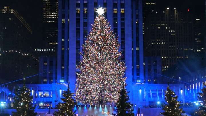 El árbol de Navidad del Rockefeller Center celebra su 93.ª ceremonia de encendido