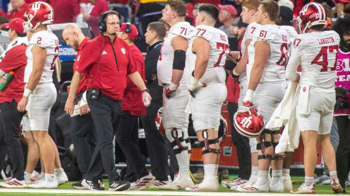 IU football's top pass rusher briefly exits Big Ten title game with injury