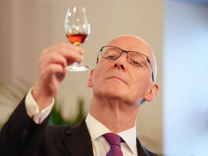 Swinney ‘waiting with expectation’ for UK ministers to secure whisky tariff deal