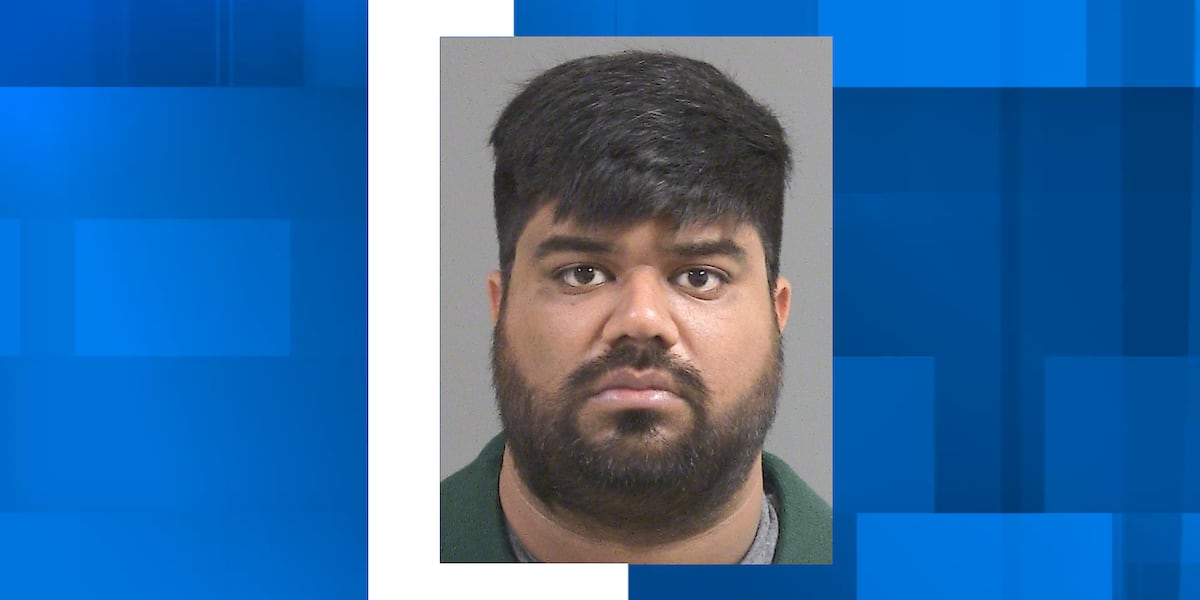 Charleston County man accused of tax evasion