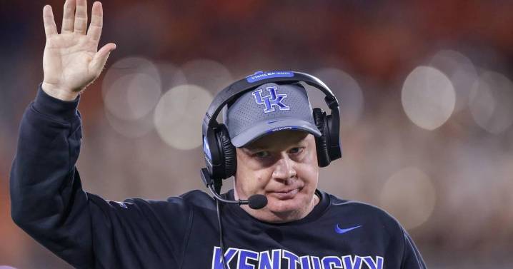 Kentucky expected to fire Mark Stoops as program prepares to move on from all
