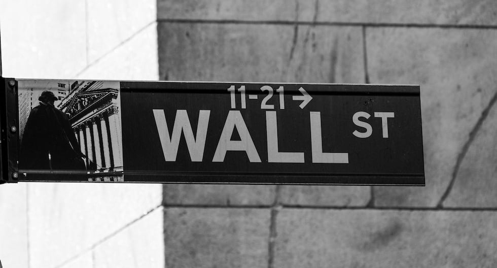 Wall Street cierra mixto y el Dow Jones alcanza récord tras el recorte de tasas de interés de la Fed l Wall Street