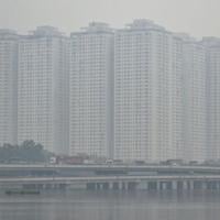 Vietnam's capital chokes through week of toxic smog