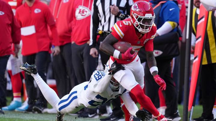 Chiefs face must-win game against Chargers without 3 starting offensive linemen, wide receiver Brown