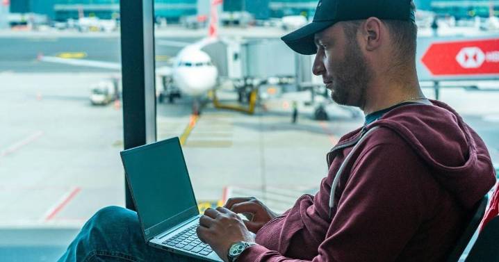 Cyber Experts Warn Travel Delays Put Public Wi