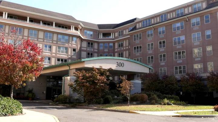 LI seniors' refunds in limbo after retirement community sale