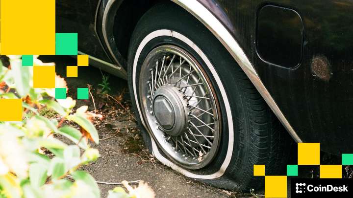 Crypto Markets Today: Bitcoin Stuck in Post-Fed Range as Altcoins Slump Deepens