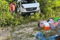Reportan fuerte accidente en el municipio de Bacalar con saldo de 11 personas lesionadas