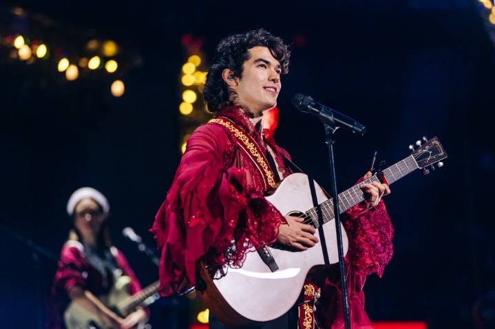 HUNTR/X, Jackson Wang, Conan Gray shine at KIIS FM’s festive Jingle Ball