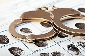 CT man charged with impersonating police, DWI after allegedly pulling car over