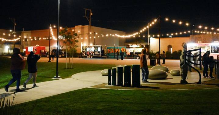 Machado Plaza Holiday Market returns Dec. 13, ahead of Sunday's Grinchmas 5k