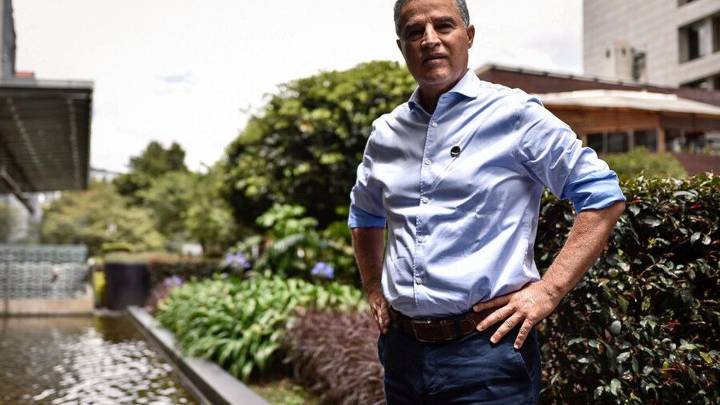 Se define consulta en la que participarán Cárdenas, Luna, Oviedo, Galán y Aníbal Gaviria