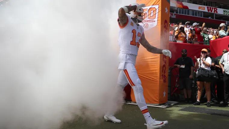 Is Mike Evans injured? Bucs fans, fantasy owners concerned after hard fall vs. Falcons