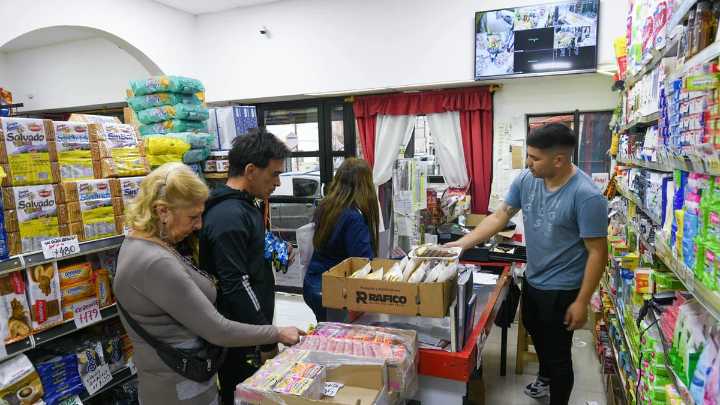 Las ventas minoristas siguen sin repuntar y cayeron más de 9% en noviembre