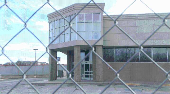Vacant Walgreens reopening as clinic in west Springfield